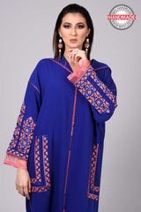 djellaba-faitmain-berchman-mekhzania-handmade-blue-haute-couture-bleuroi-ocaftan-crepedesoie-broderie-jellabamoderne-2021-chic-prestige-glamour-classe