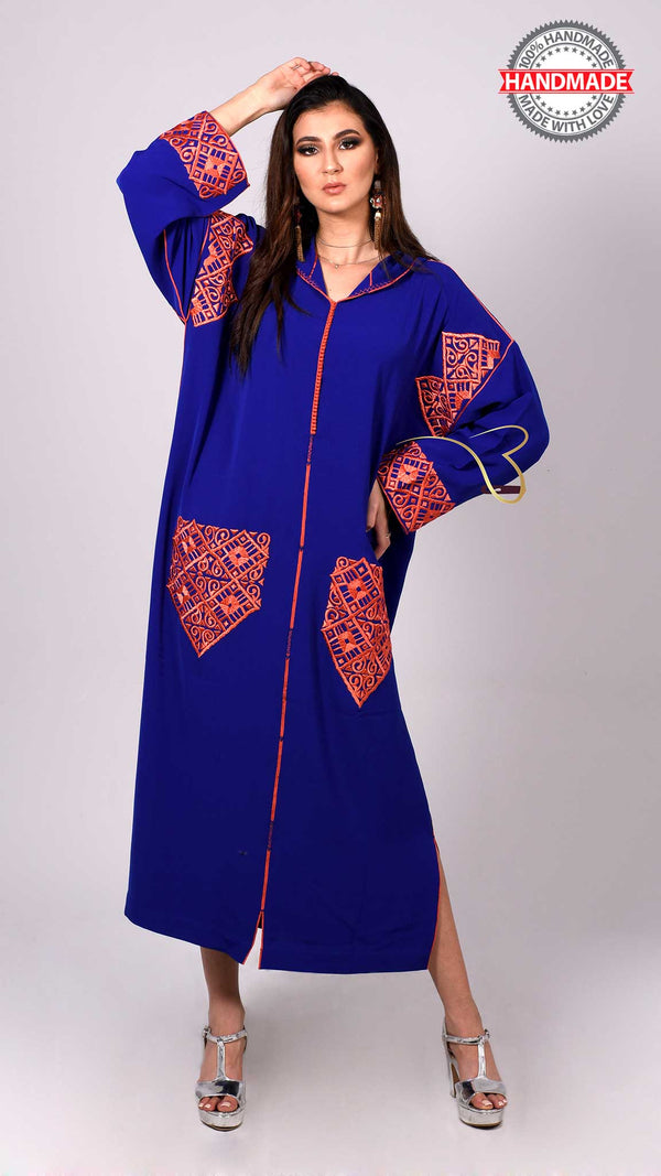 djellaba-fait main-berchman-handmade-blue-haute-couture-bleu roi-ocaftan-crêpe de soie-broderie-jellaba moderne-2021-chic-prestige-glamour-classe