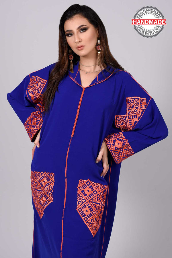 djellaba-fait main-berchman-handmade-blue-haute-couture-bleu roi-ocaftan-crêpe de soie-broderie-jellaba moderne-2021-chic-prestige-glamour-classe