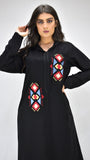 djellaba-jellaba-noir-enligne-caftan-broderie-motifgeometrique-jellabamoderne-chic-prestige-glamour-classe