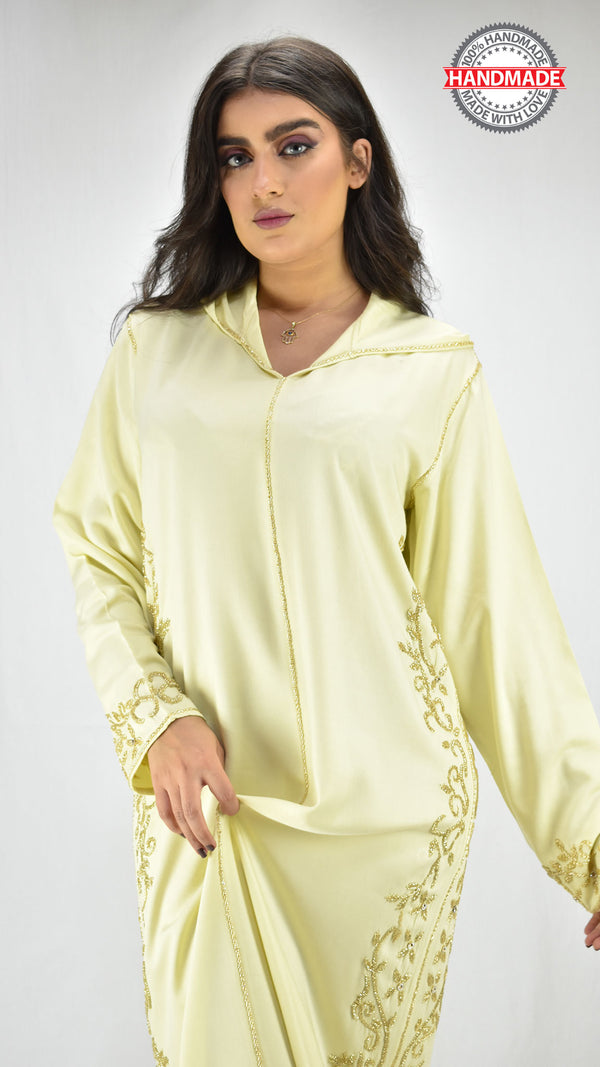 djellaba-jellaba-perles-caftan-jaune-bensouda-couture-ocaftan-moderne-2021-chic-prestige-glamour-classe
