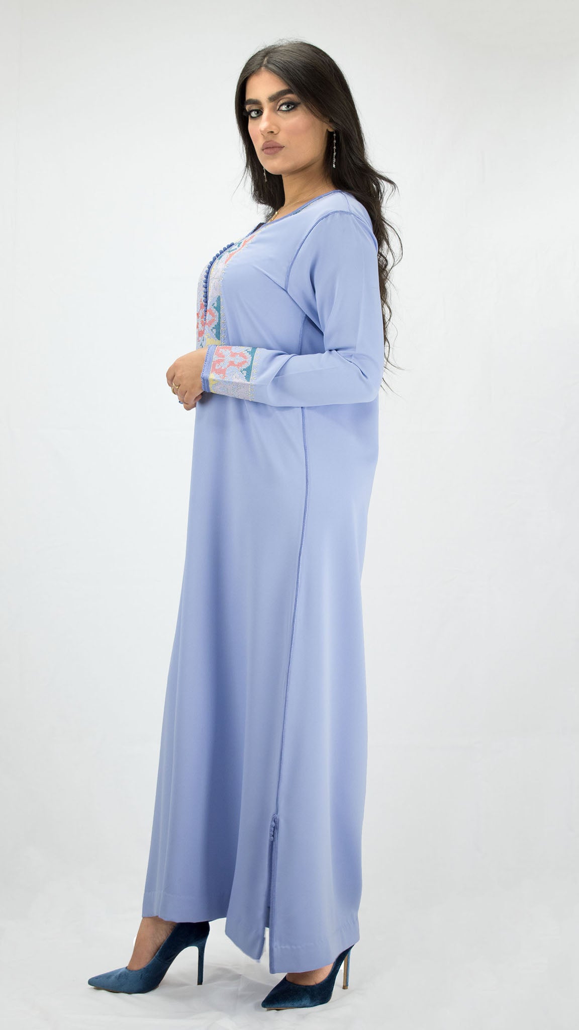 ocaftan-Caftan-moderne-bleuciel-traditionnelle-crepedesoie-maroc-fashion