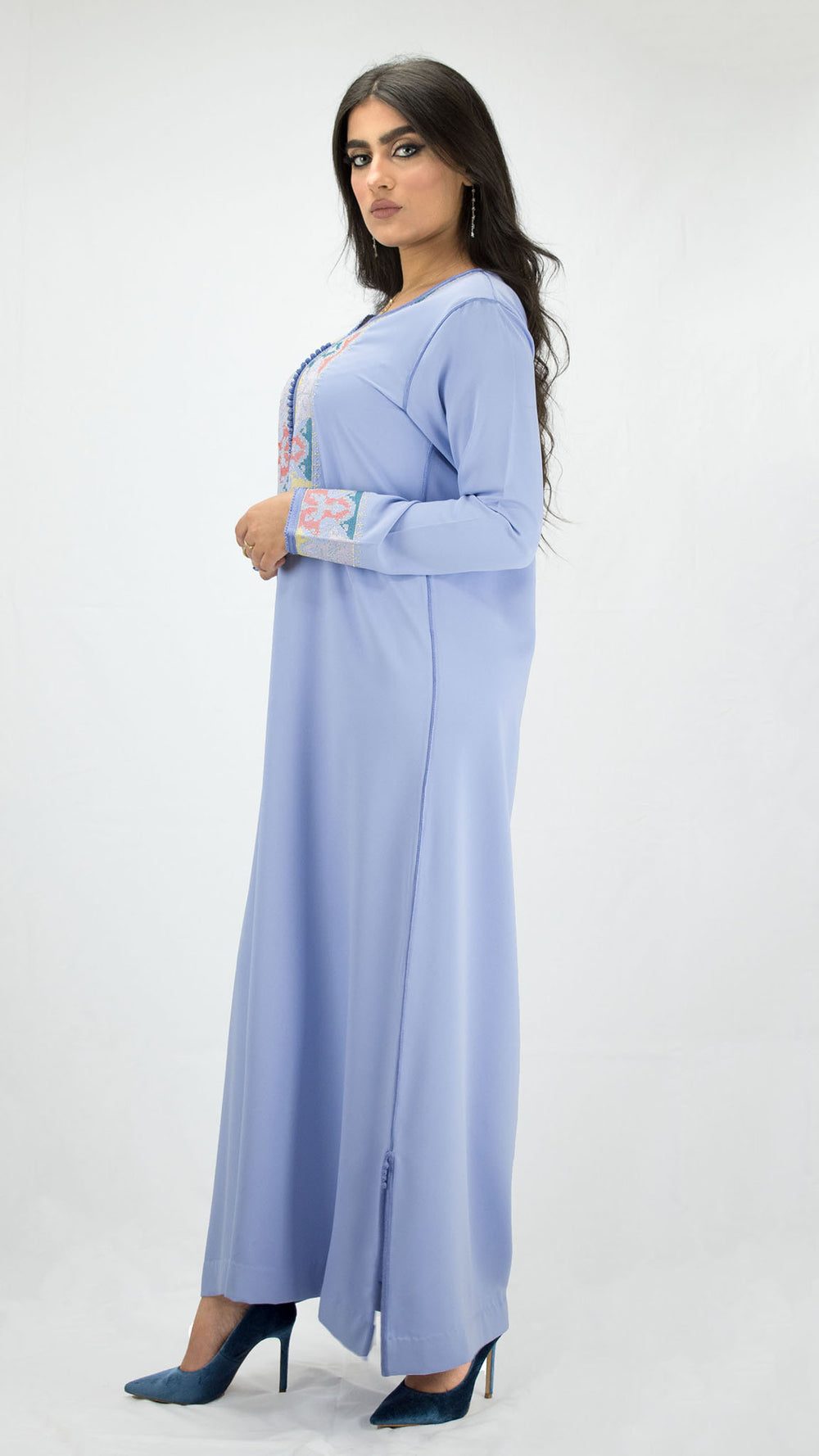 ocaftan-Caftan-moderne-bleuciel-traditionnelle-crepedesoie-maroc-fashion